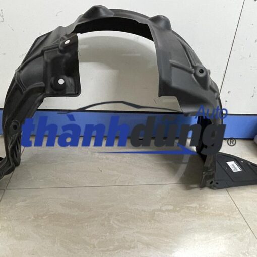 LÒNG DÈ CHẮN BÙN TRƯỚC MAZDA 2