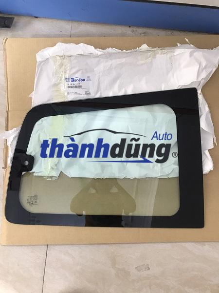 KÍNH HÔNG XE MITSUBISHI PAJERO 2003-2004