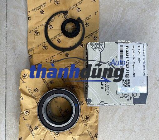 BI MAY Ơ SAU BMW 325I 2003