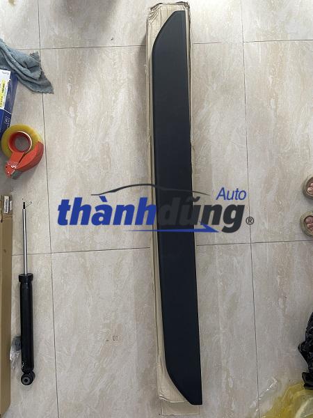 CÁNH LƯỚT GIÓ THÙNG SAU NISAN NVARA 2017-2018