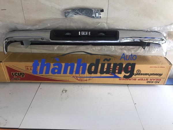 BA ĐỜ SỐC SAU TOYOTA HILUX 2009-2013