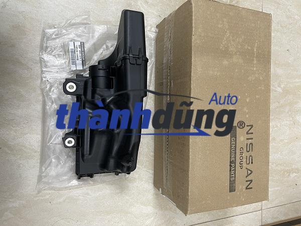 HỘP LỌC GIÓ DƯỚI NISSAN SUNNY