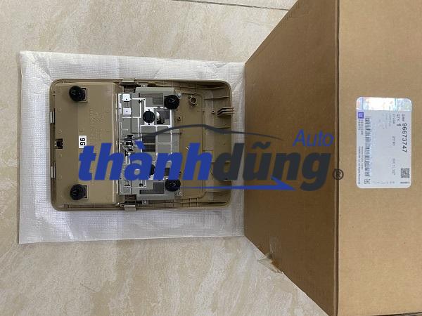 ĐÈN TRẦN CHEVROLET CAPTIVA 2007-2012