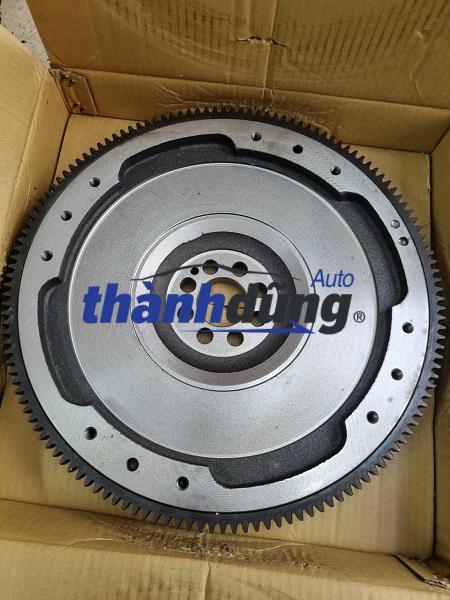 BÁNH ĐÀ ISUZU NPR 2006