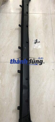 ỐP BA BU LÊ NISSAN LIVINA 2010