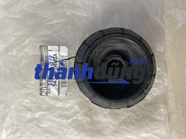 BÁT BÈO TRƯỚC NISSAN SUNNY 2014