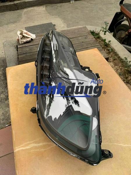 ĐÈN PHA FERRARI F12 BERLINETTA 2021