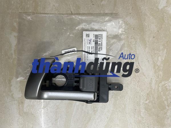 TAY MỞ CỬA TRONG HYUNDAI SANTAFE 2010