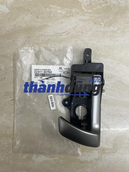 TAY MỞ CỬA TRONG HYUNDAI SANTAFE 2010