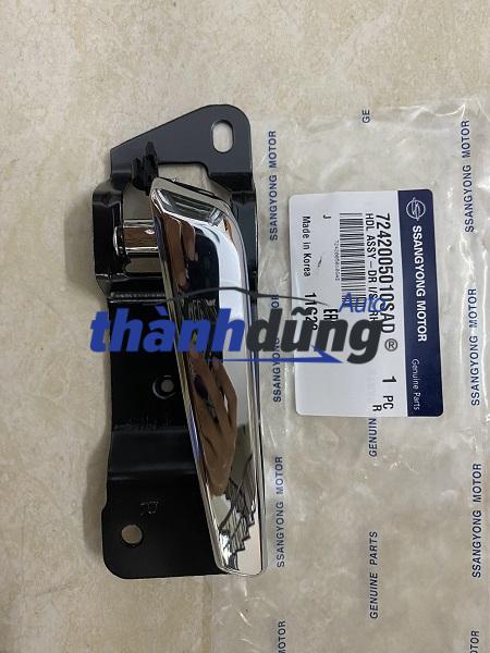 TAY MỞ CỬA TRONG SSANGYONG MUSSO 2001