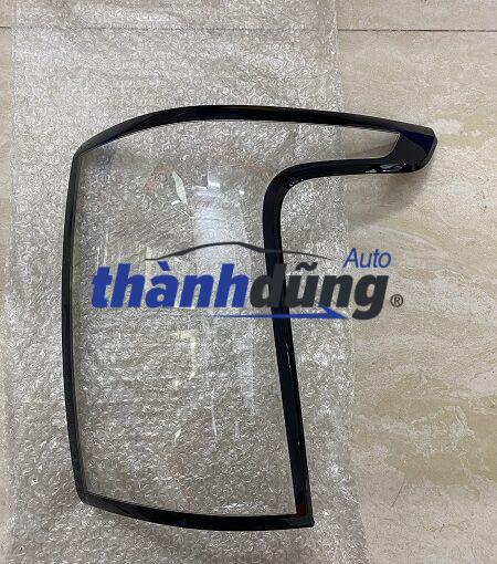 ỐP MẶT ĐÈN HẬU PHỤ RANGE ROVER AUTOBIOGRAPHY