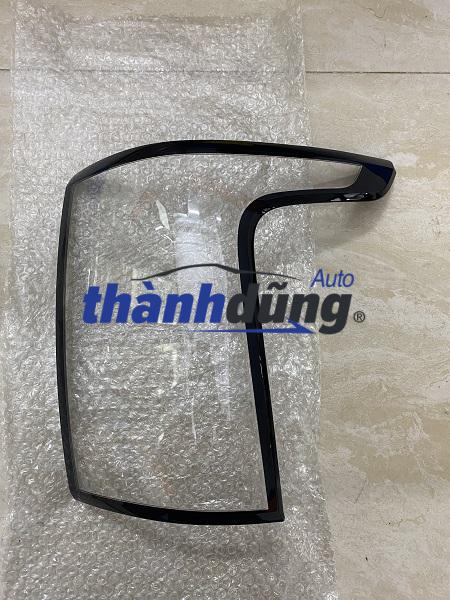 ỐP MẶT ĐÈN HẬU PHỤ RANGE ROVER AUTOBIOGRAPHY