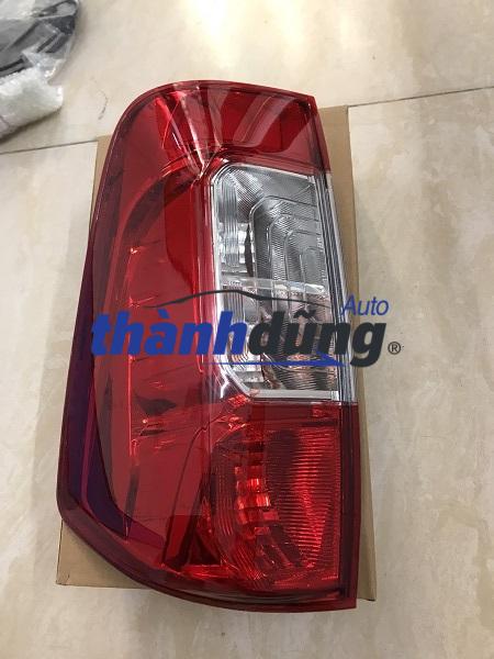 ĐÈN HẬU PHỤ NISSAN NAVARA