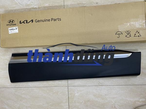 ỐP NHỰA CÁNH CỬA HYUNDAI SANTAFE