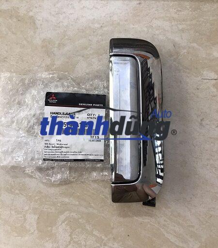 TAY KÉO CỬA THÙNG SAU MITSUBISHI TRITON