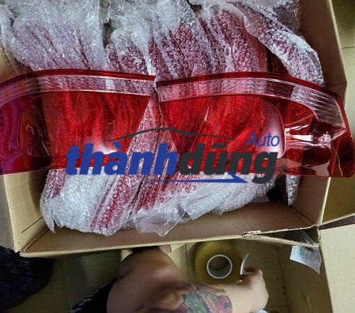 MẶT ĐÈN HẬU CỐP TOYOTA CAMRY