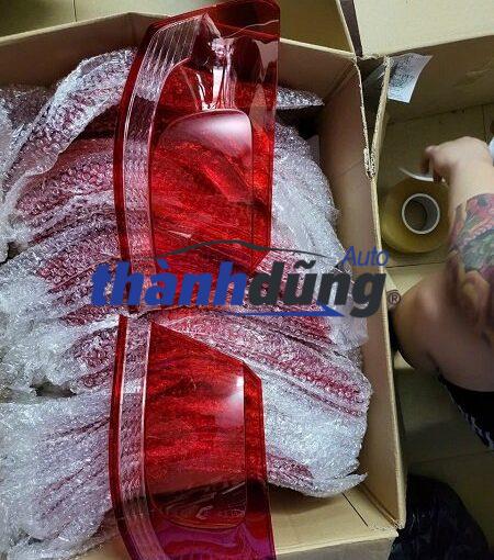 MẶT ĐÈN HẬU CỐP TOYOTA CAMRY
