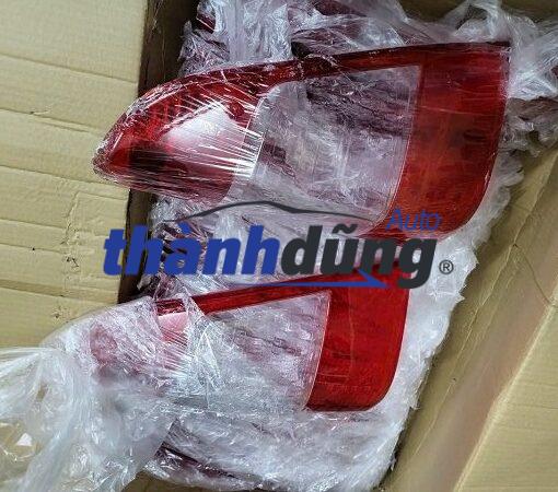 VỎ ĐÈN HẬU TOYOTA INNOVA 2013