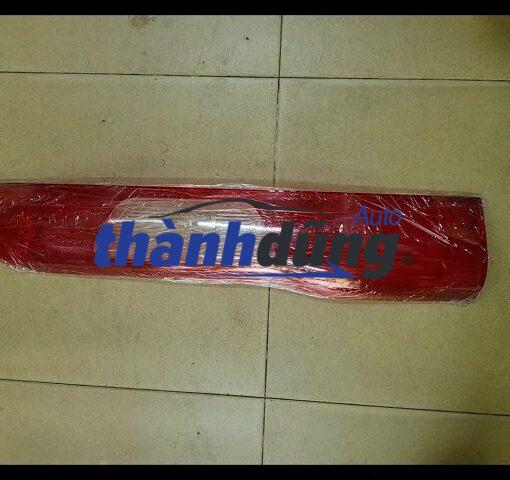 VỎ ĐÈN HẬU FORD TRANSIT 2015