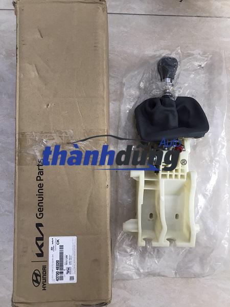 TAY NẮM CẦN SỐ KIA K2500