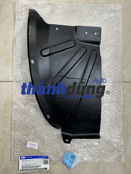 CHẮN BÙN TAI XE FORD RANGER 2015