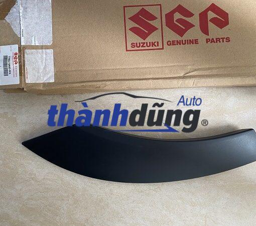 ỐP PHỒNG BÁNH SAU SUZUKI XL7