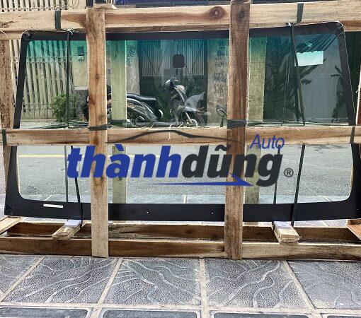 KÍNH CHẮN GIÓ TRƯỚC TOYOTA FORTUNER 2010-2014