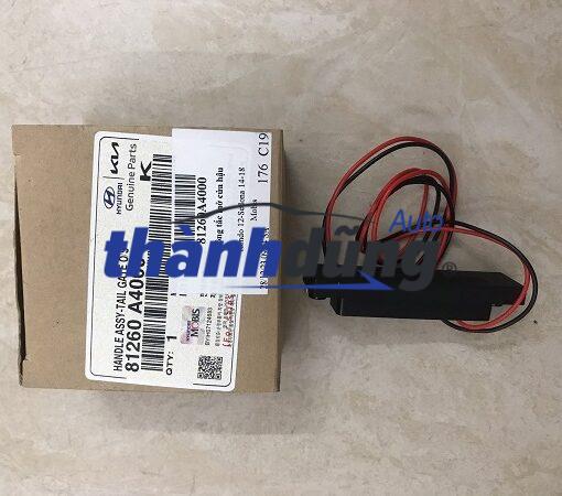 CÔNG TẮC TAY MỞ CỐP SAU KIA CARENS