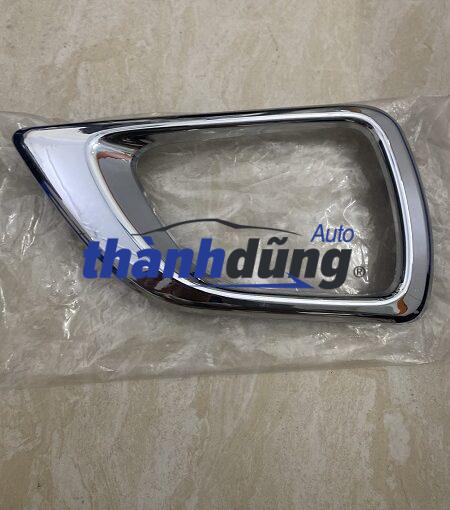 ỐP ĐÈN CẢN TRƯỚC NISSAN NAVARA