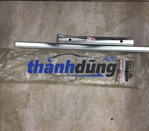 THANH RAY TRƯỢT KÍNH TOYOTA CAMRY 2012