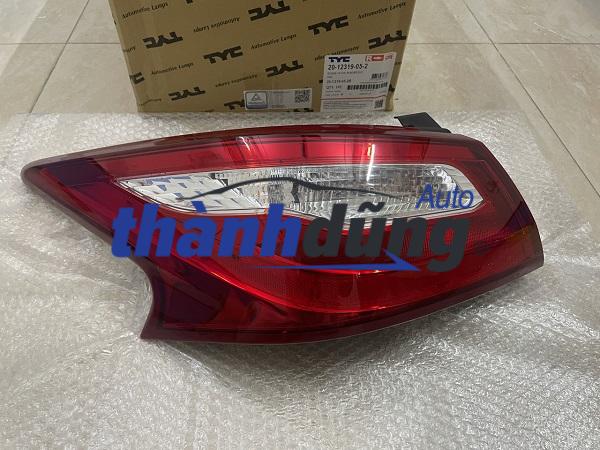 ĐÈN HẬU PHẢI NISSAN TEANA