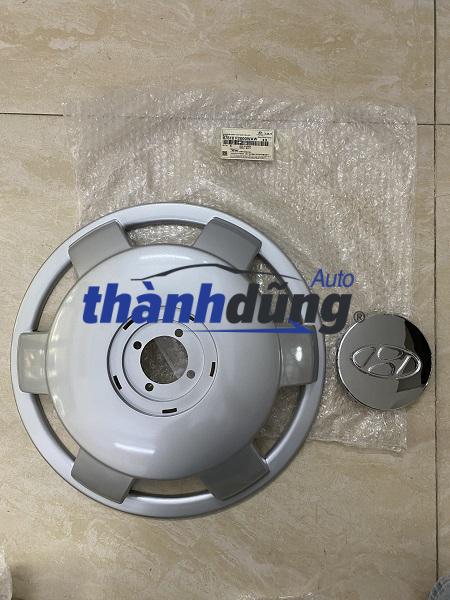 ỐP MÂM XE HYUNDAI COUNTY
