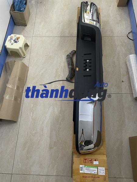 BA ĐỜ SỐC SAU FORD RANGER 2013