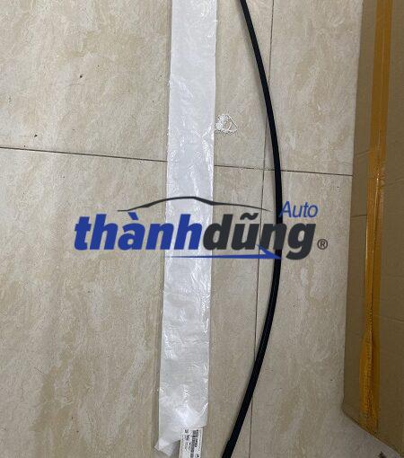 NẸP CHÂN KÍNH HYUNDAI SANTAFE 2018