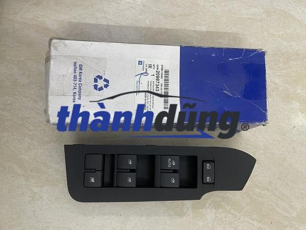 CÔNG TẮC NÂNG HẠ KÍNH TỔNG CHEVROLET CAPTIVA