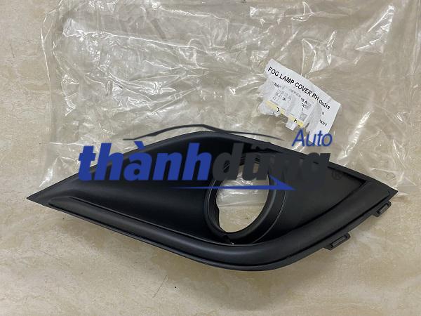 ỐP ĐÈN GẦM TRÁI MITSUBISHI OUTLANDER