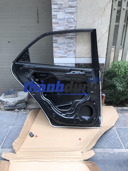 CÁNH CỬA SAU TRÁI KIA CERATO 2011