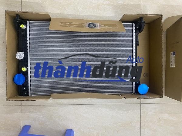 KÉT NƯỚC MERCEDES C350