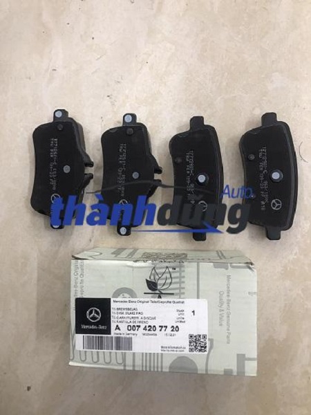 BỐ THẮNG SAU MERCEDES GLA45