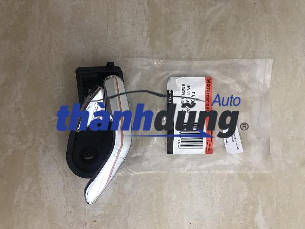 TAY MỞ CỬA TRONG FORD ESCAPE 2003