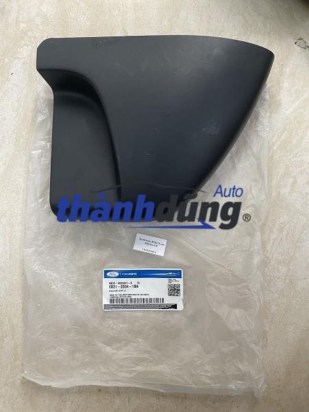 ỐP BẬC LÊN XUỐNG SAU TRÁI MAZDA BT50