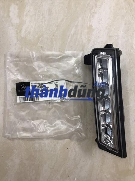 ĐÈN SƯƠNG MÙ MERCEDES GLK320