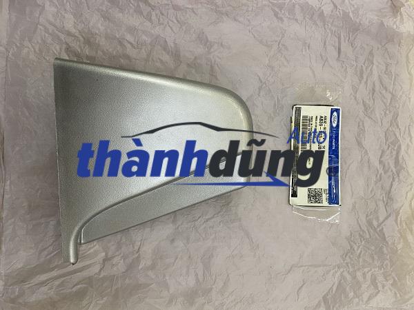 ỐP BỆ BƯỚC TRƯỚC TRÁI FORD EVEREST