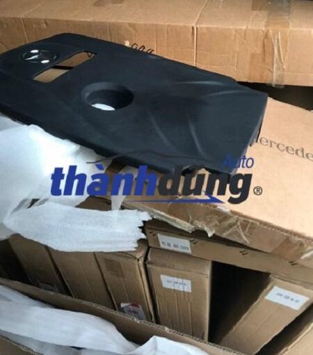 NẮP CHE MẶT MÁY XE MERCEDES GLC200