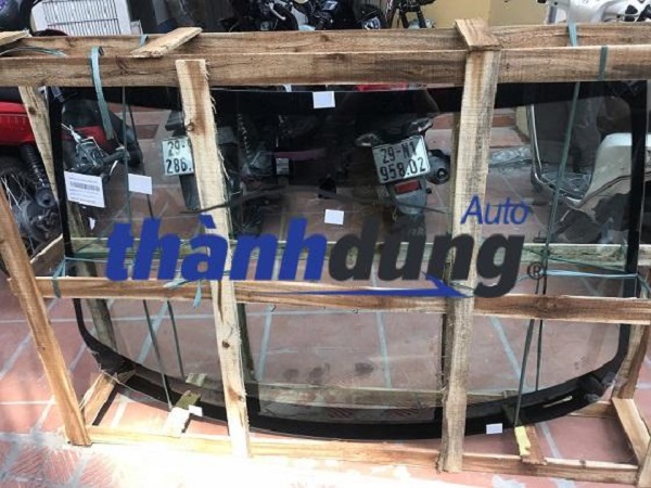 KÍNH CHẮN GIÓ TRƯỚC MAZDA CX9 2012