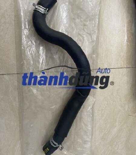 ỐNG NƯỚC DƯỚI KIA SORENTO 2016