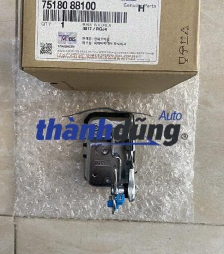 Ổ NGẬM CỐP HẬU HYUNDAI COUNTY 2008