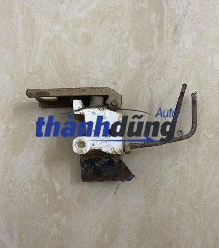 CHIA DẦU PHANH FORD TRANSIT 2005