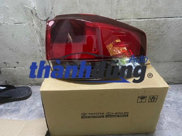 ĐÈN HẬU TOYOTA LAND CRUISER 2022