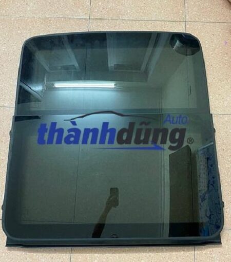 KÍNH CỬA SỔ TRỜI HONDA CRV 2019